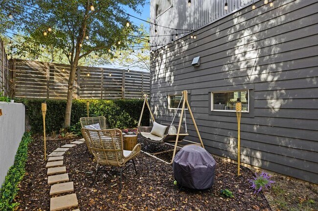 Building Photo - 3504 Clawson Rd