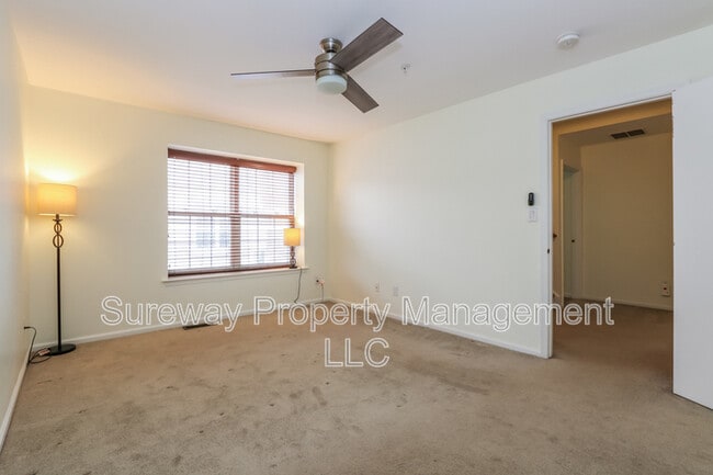 Building Photo - 1404 Wharton Rd