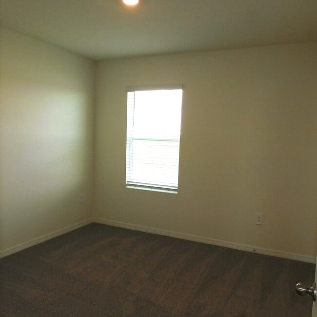 Building Photo - 17329 Reserva Dr