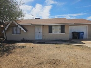 Building Photo - !!RENT TO OWN!! !!MOVE IN READY!! 3 BED 1 BATH $1,648.00 MONTHLY AND $5,000.00 DOWN OR $299,300.0...