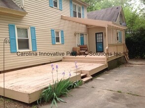 Building Photo - 7622 Helmdale Ave