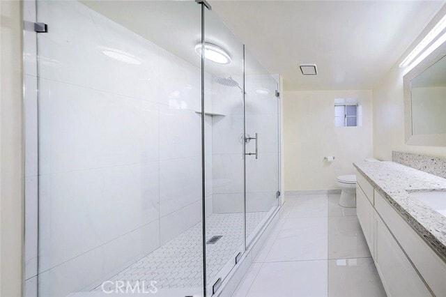 Building Photo - 2255 E Chevy Chase Dr