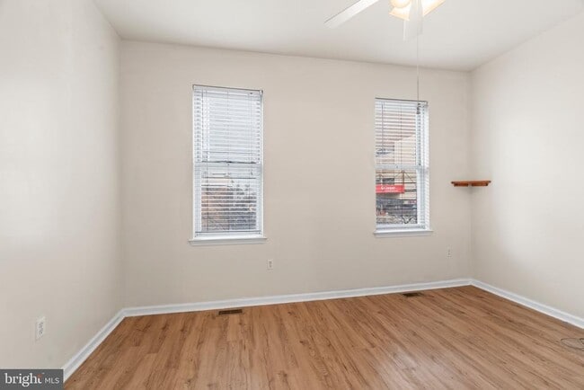 Building Photo - 614 Benson St