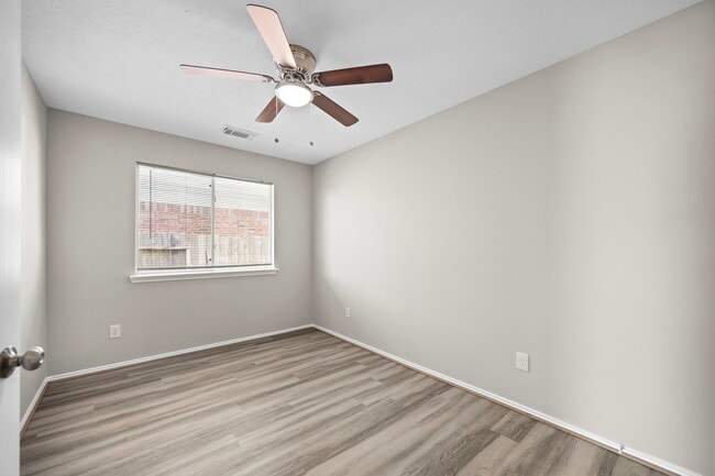 Building Photo - 8922 Aspen Trace Ln