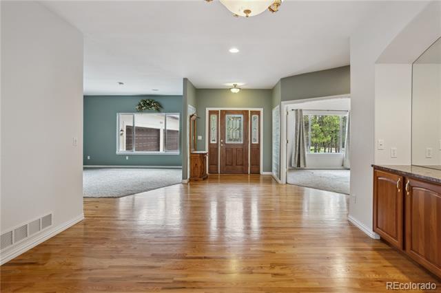 Building Photo - 10875 Yoemans Park Dr