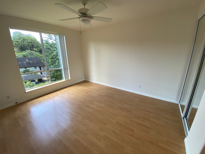 Main Bedroom - 95-976 Wikao St