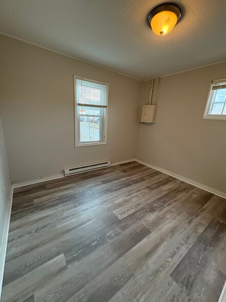 Building Photo - 5715 W Mitchell St