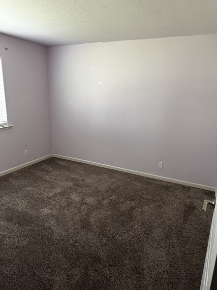 Building Photo - 17705 Spur Ct