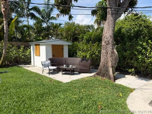 Building Photo - 211 Princeton Dr