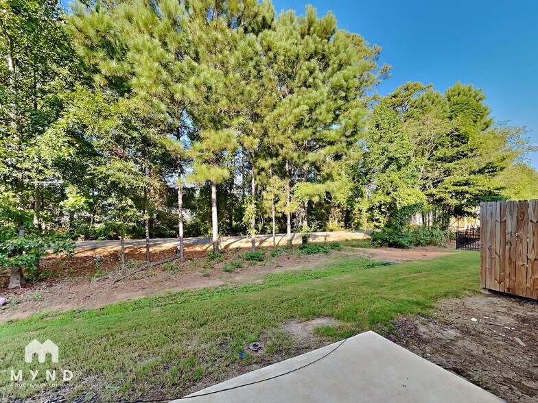 Building Photo - 7730 Fawn Cir