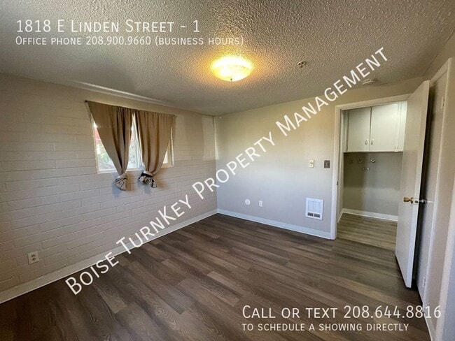 Building Photo - 1818 E Linden St