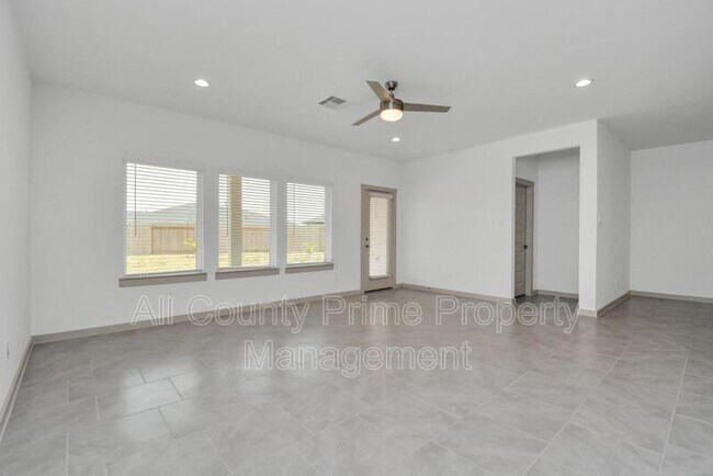 Building Photo - 4010 Elk Crk Ct
