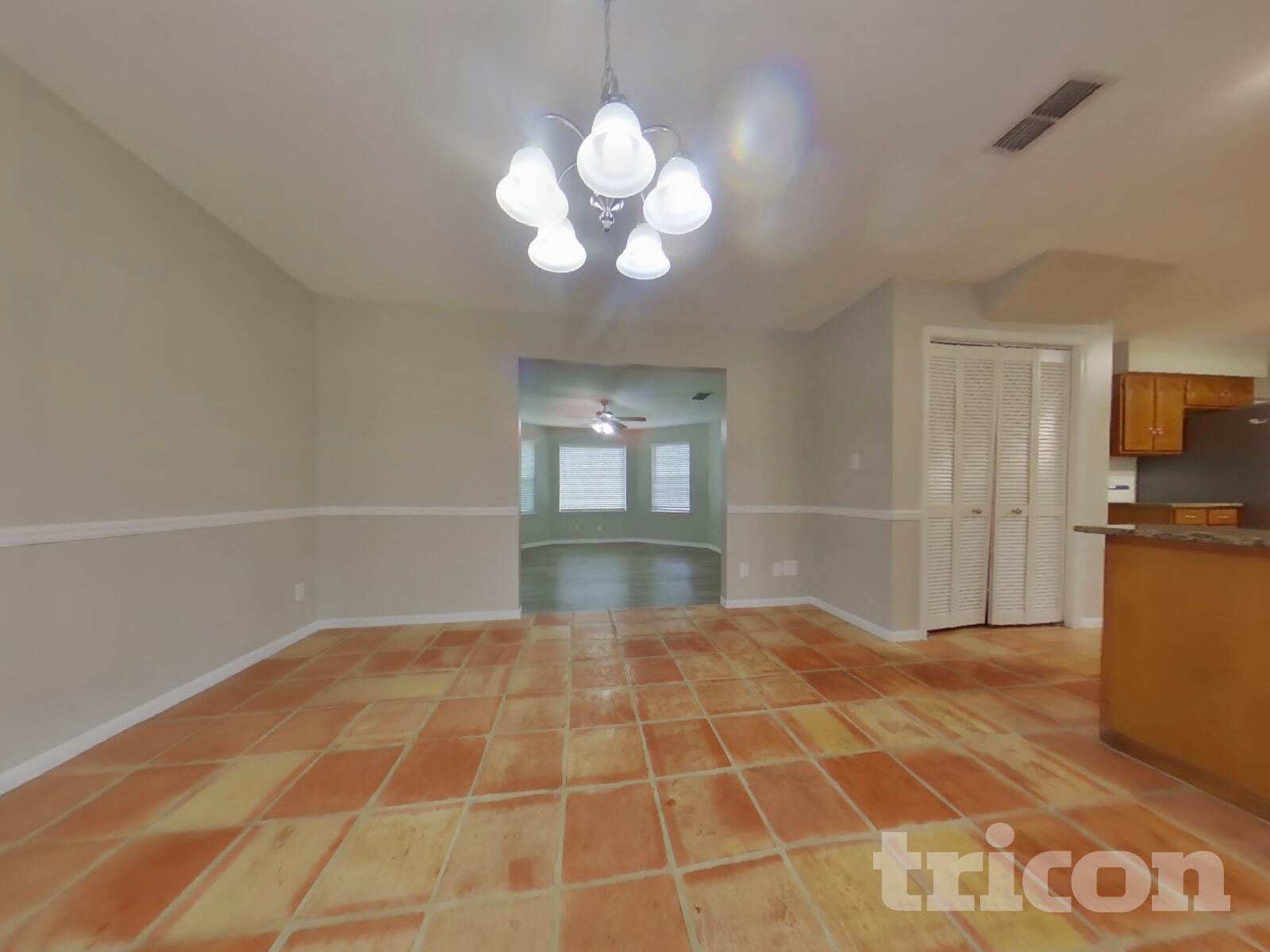 Building Photo - 872 Fairview Ave