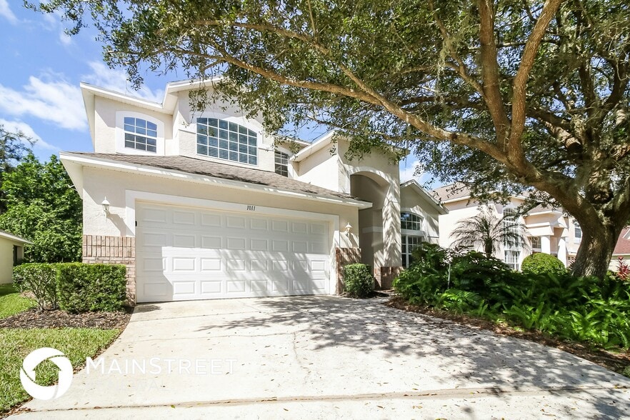 Building Photo - 1011 Clearpointe Way