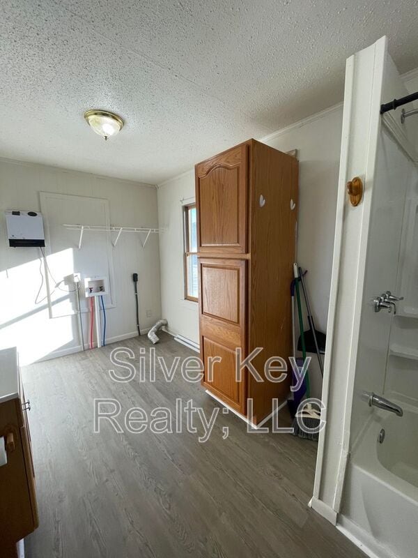 Building Photo - 2335 US-411