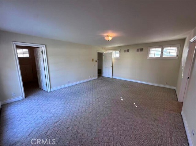 Building Photo - 1126 Highland Oaks Dr