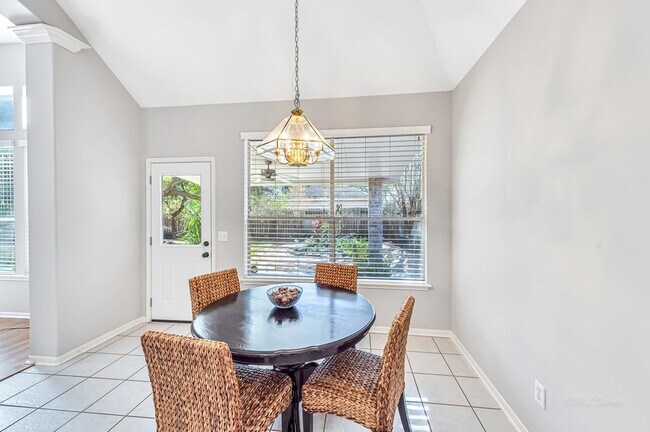 Building Photo - 23207 Willow Pond Pl