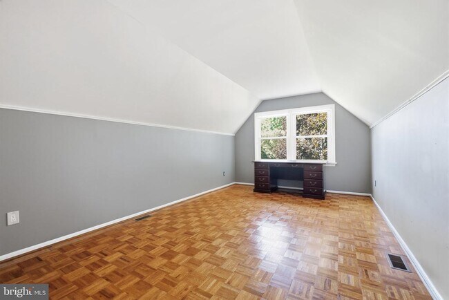 Building Photo - 1272 Knox Dr