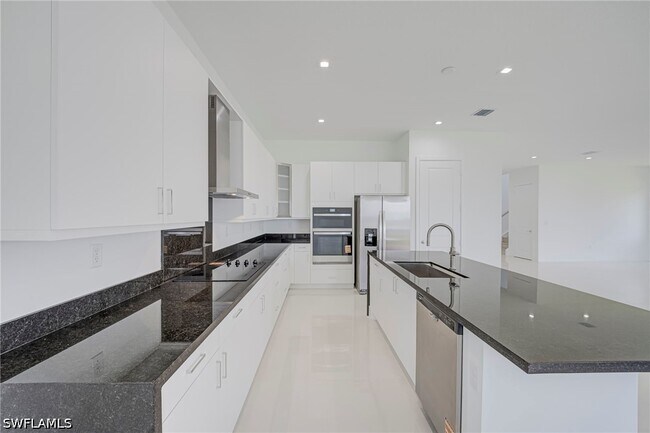Building Photo - 4775 Quercia Dr