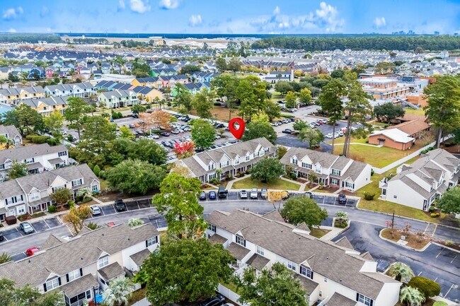 Building Photo - 3574 Evergreen Way