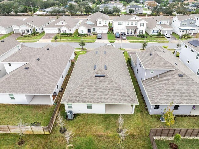 Building Photo - 19331 Banfield Pl