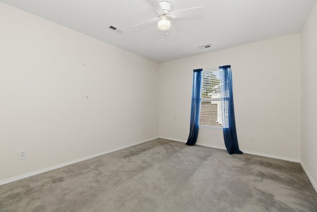 Building Photo - 320 Kiskadee Loop