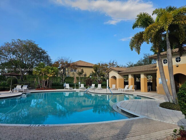 Building Photo - 8255 NW 128th Ln