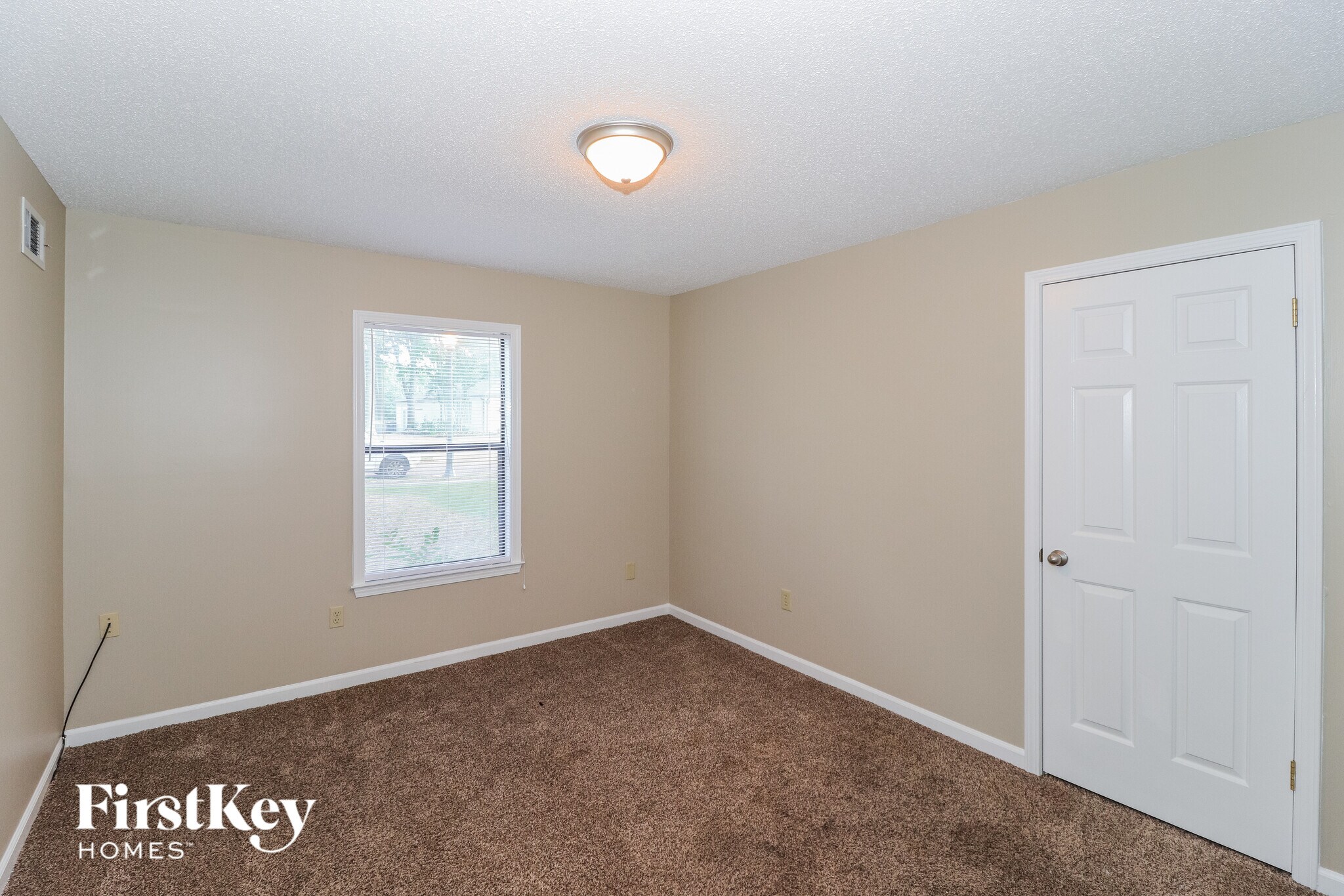 Building Photo - 8418 Chippingham Dr