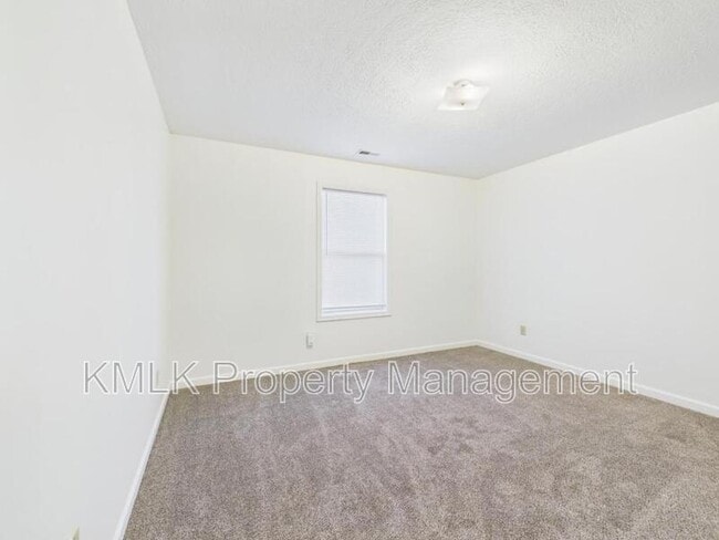 Building Photo - 288 Cross St