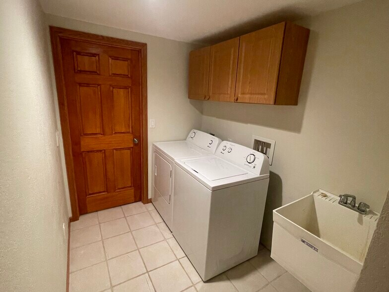 In Unit Laundry Included - 2916 Kentville Dr