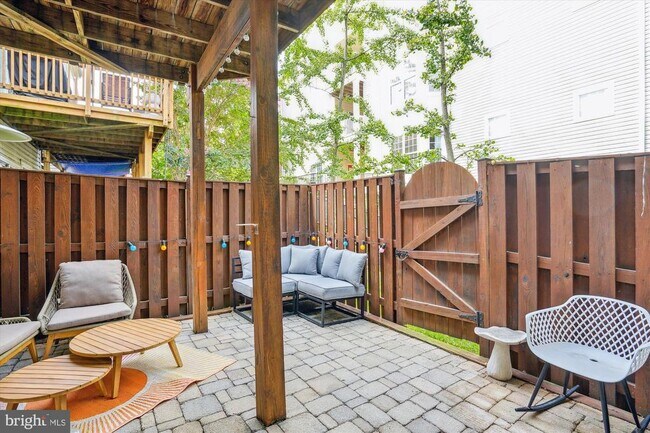 Building Photo - 5310 Chieftain Cir