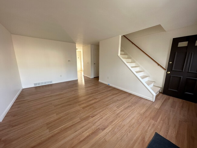 Building Photo - 1078C Mount Hope Ave