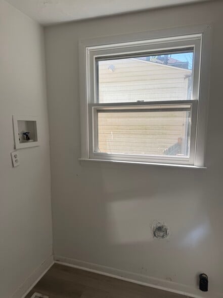 Building Photo - 1301 Clifton Ave