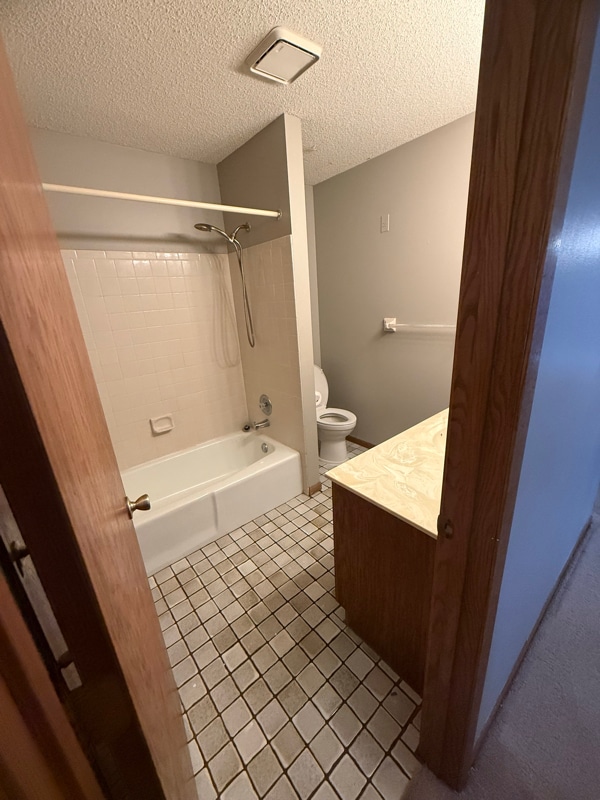 Building Photo - 14913 Echo Way