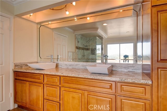 Building Photo - 1658 N Hunters Way