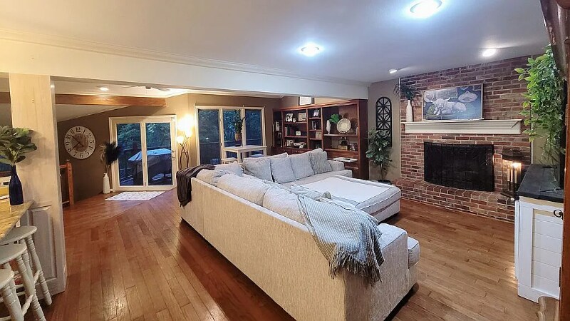 Building Photo - 2533 Mark Ln