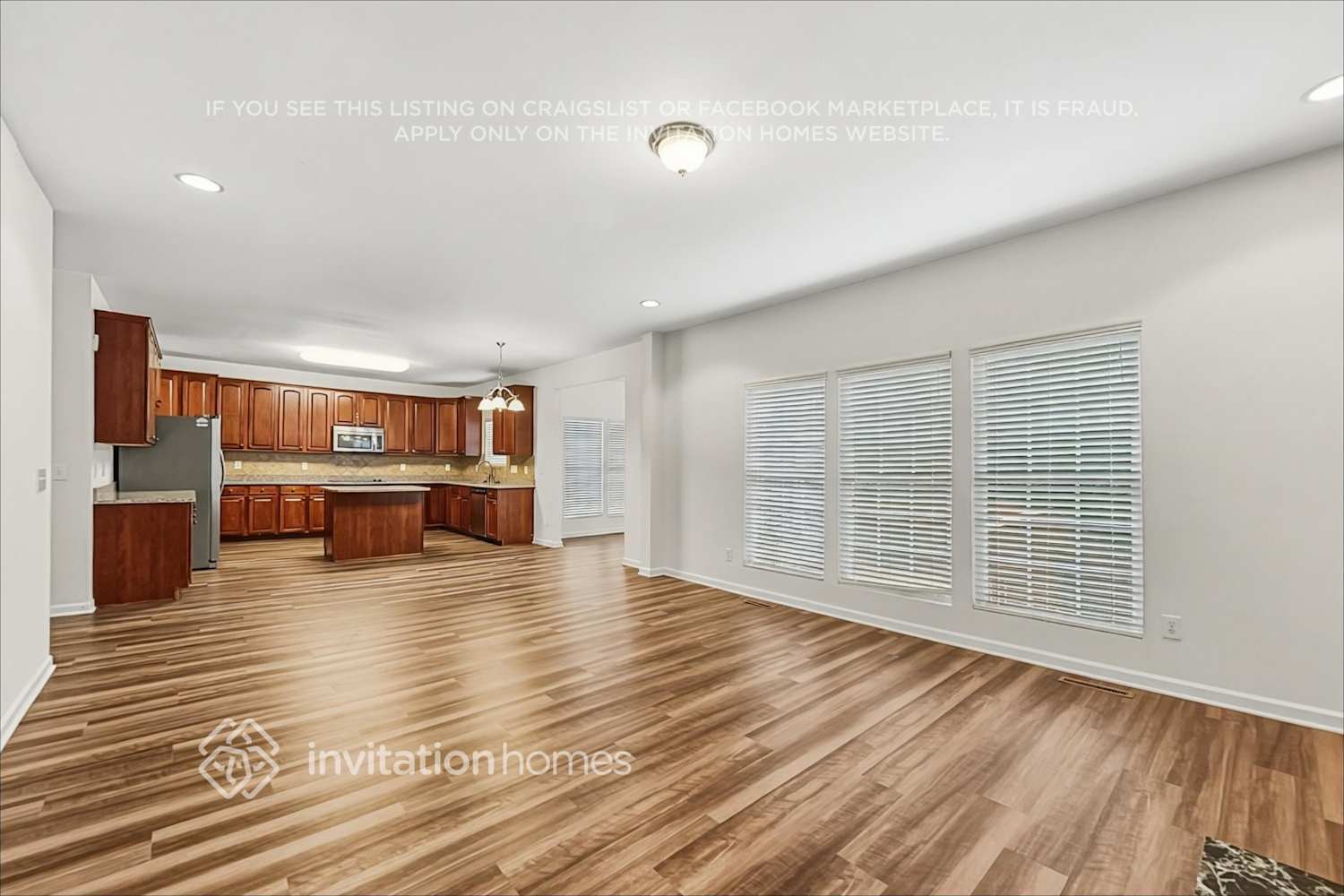 Building Photo - 40 Luzelle Dr