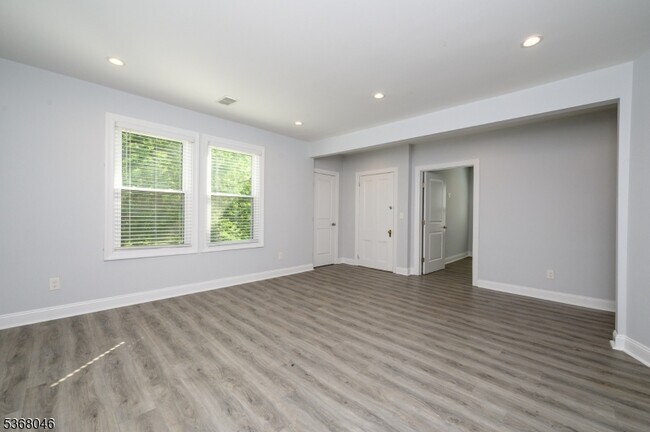 Building Photo - 32 Woodland Ave