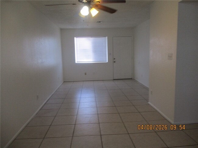 Building Photo - 2801 Colibri Courte