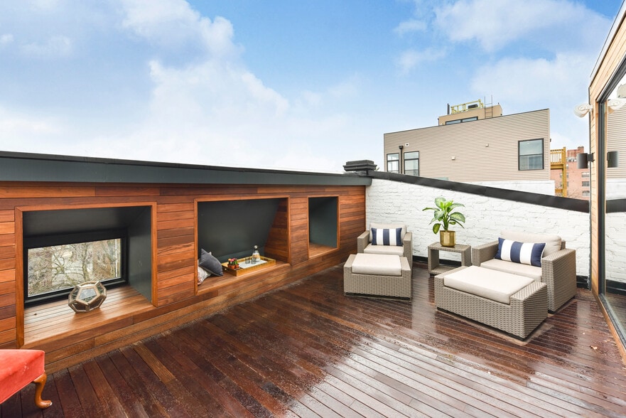 Building Photo - 1349 Randolph St NW