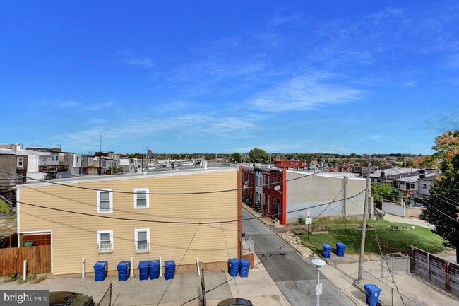 Building Photo - 2308 E Fairmount Ave