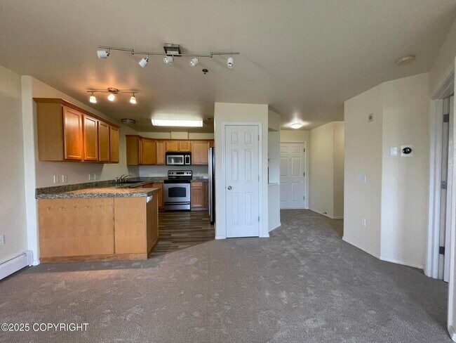 Building Photo - 11351 Discovery View Dr