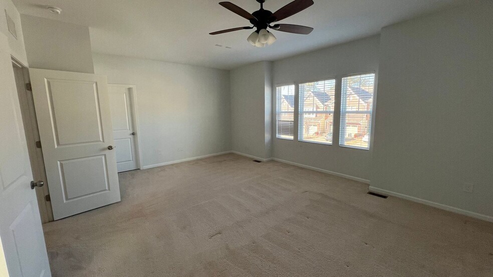 Building Photo - 421 Durants Neck Ln
