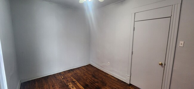 Building Photo - 211 W Williams St
