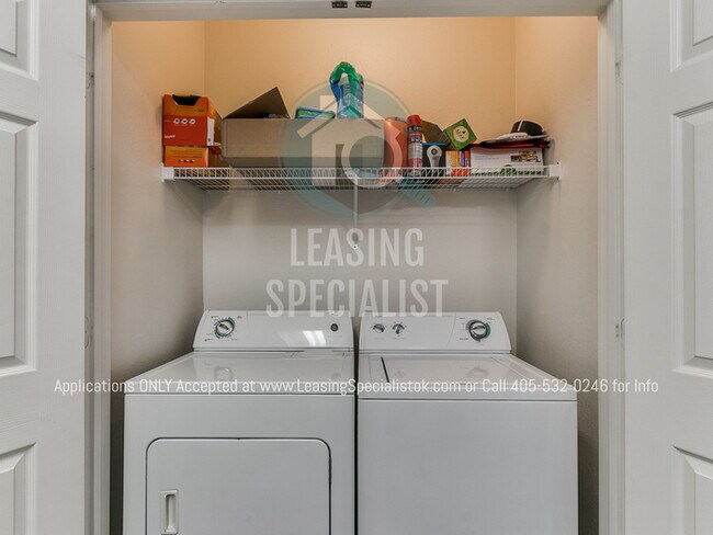 Building Photo - HALF OFF 1ST MONTHS RENT MOVE - IN SPECIAL...