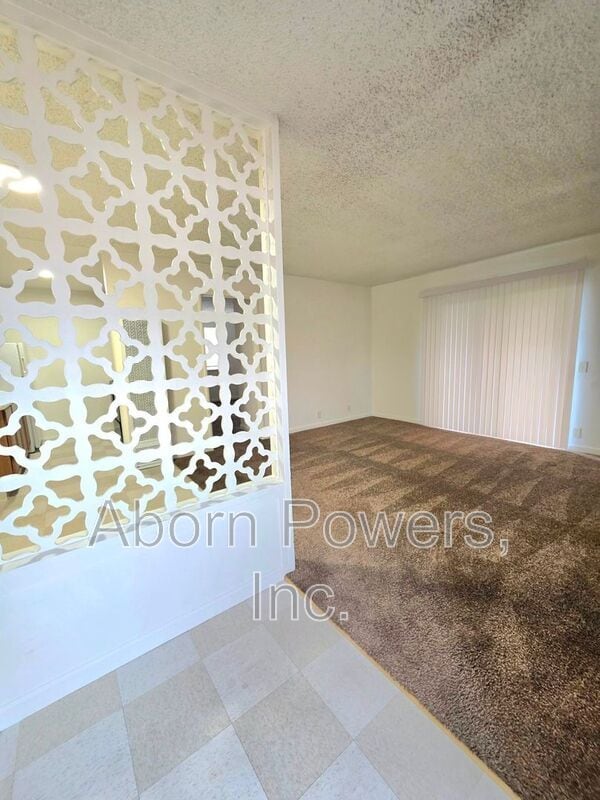 Building Photo - 1221 B St