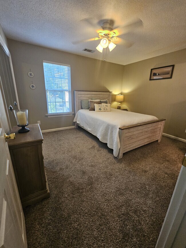 Building Photo - 1105 13th St