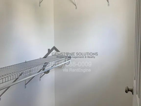 Building Photo - 2015 Lavender Ct