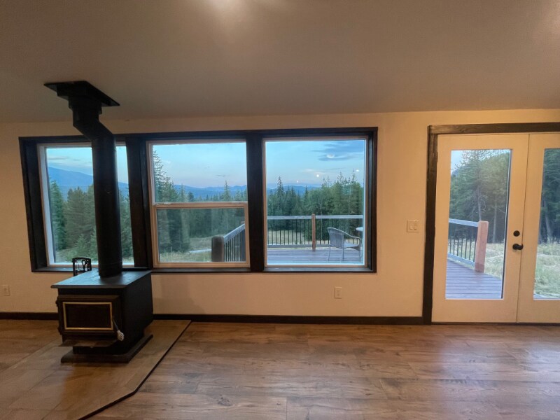 Building Photo - 194 Bergamot Dr