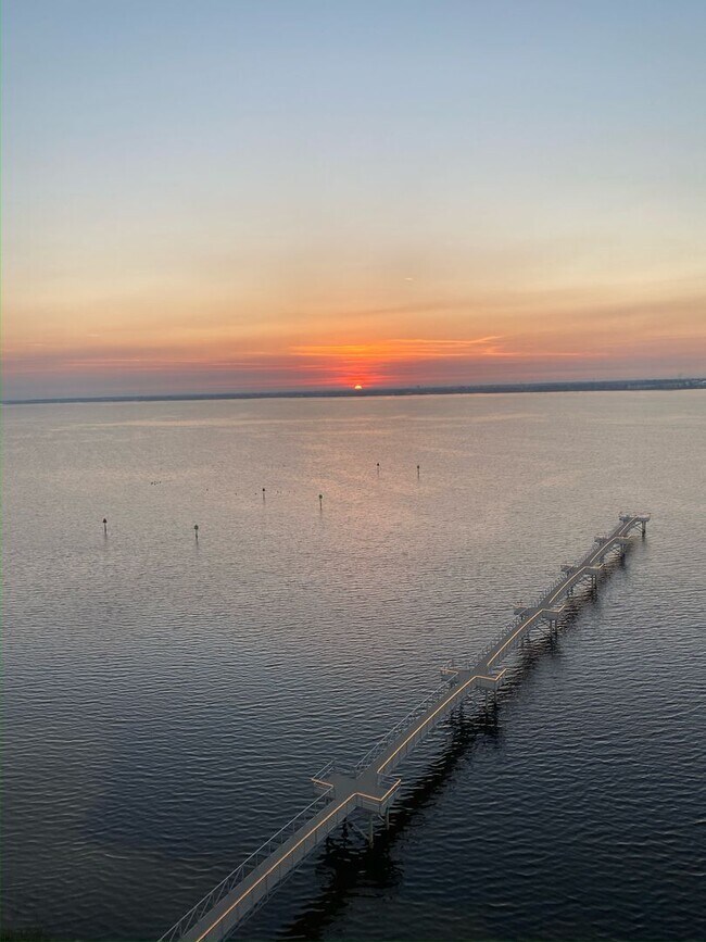 Building Photo - 6504 Bridge Water Way